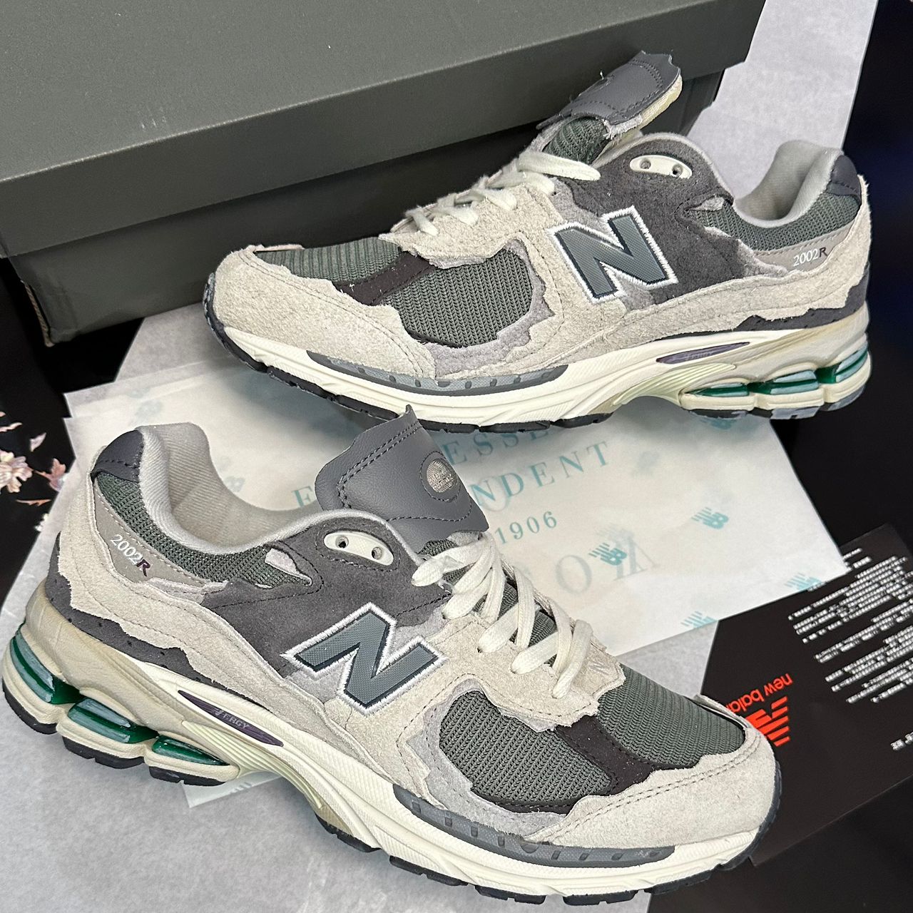 Original New Balance 2002r Protection Pack Rain Sneakers