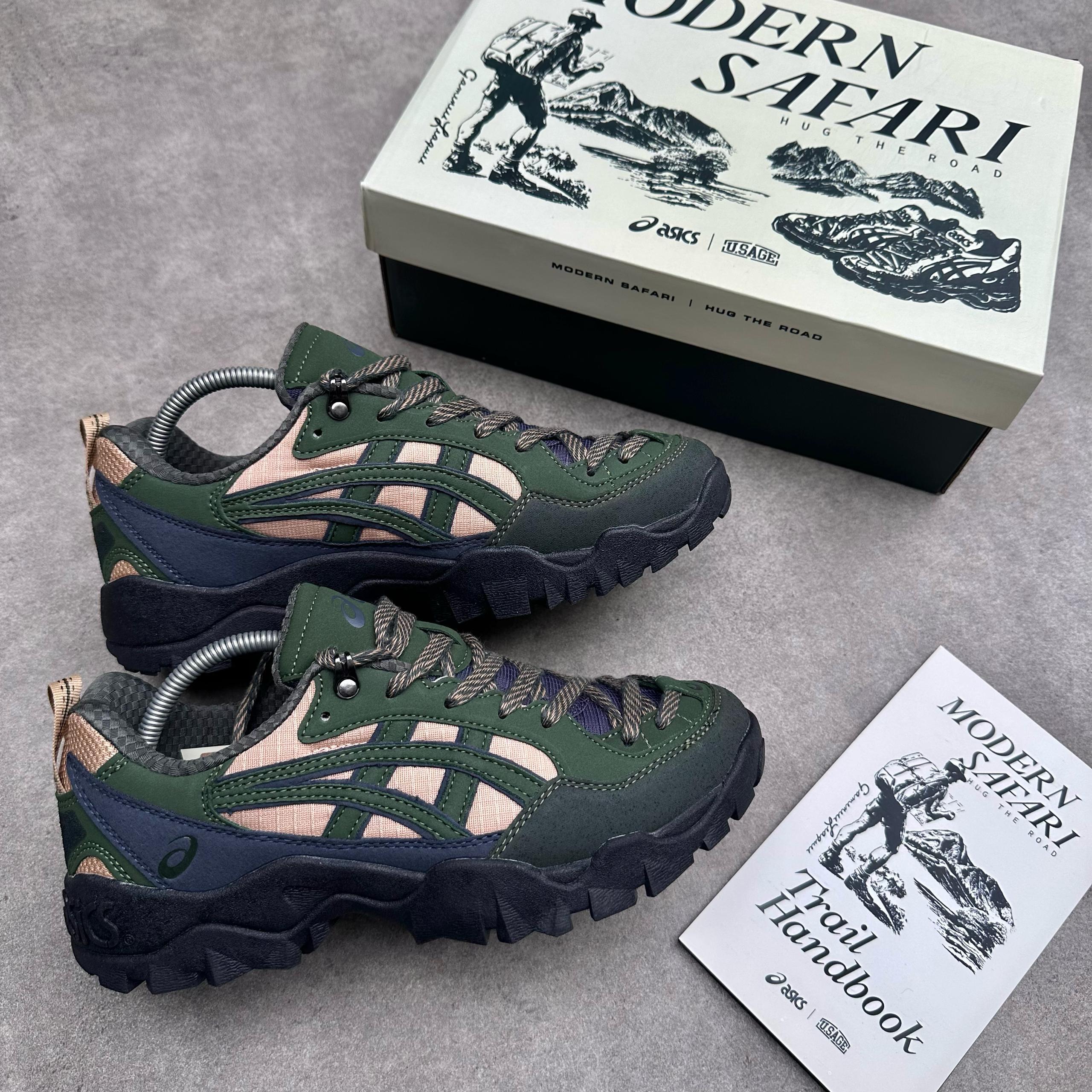 Asics Gel Pickax Safari Outdoor Shoes