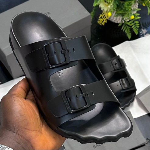 BALENCIAGA SLIDES